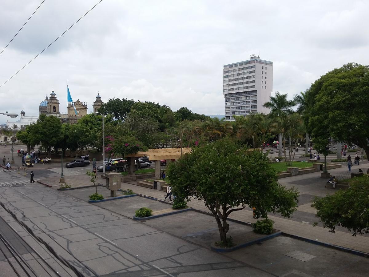 Hotel Centenario Guatemala City Exterior photo